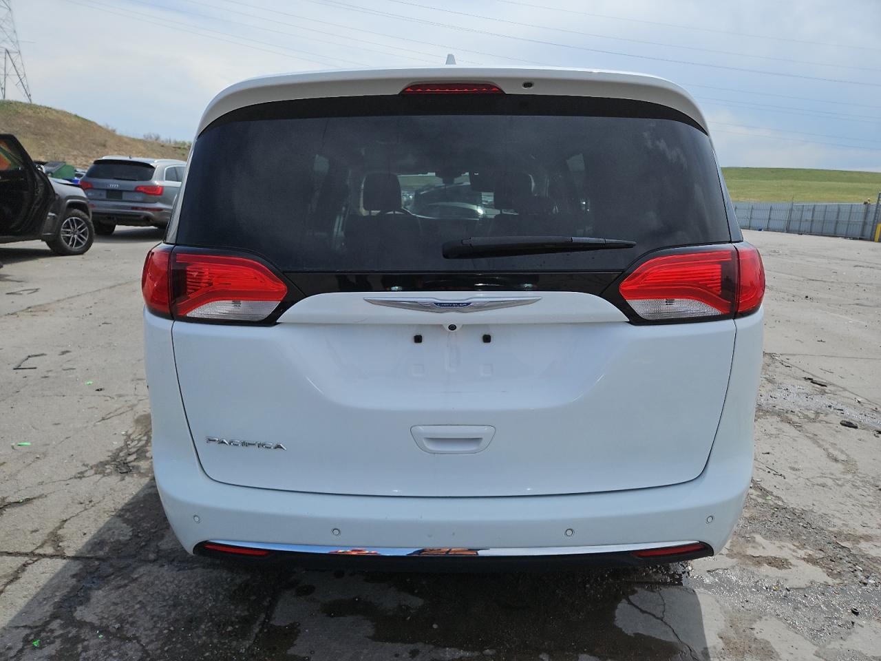 2017 Chrysler Pacifica Touring L VIN: 2C4RC1BG0HR803035 Lot: 54322795