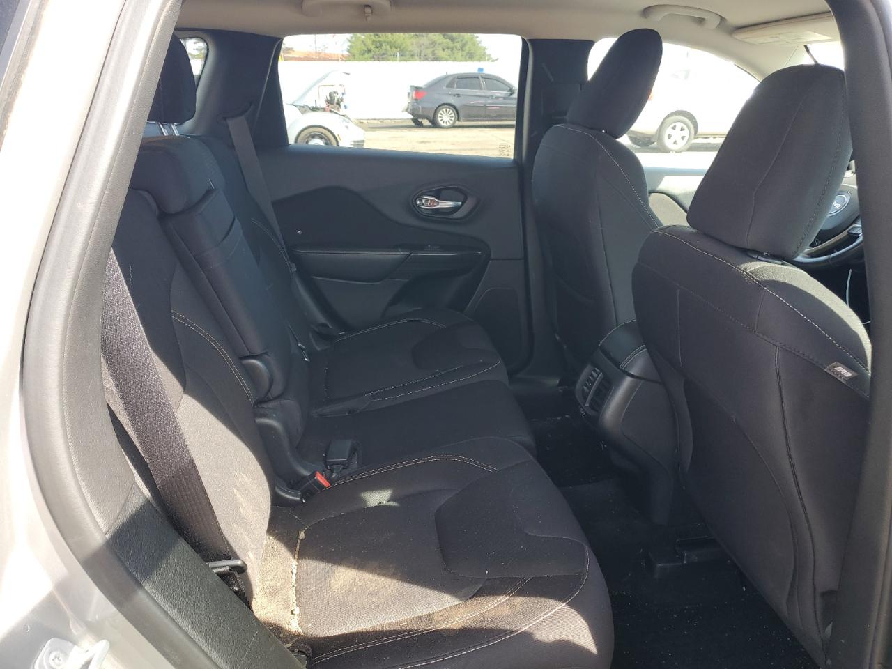 2015 Jeep Cherokee Latitude VIN: 1C4PJMCSXFW774925 Lot: 53368365