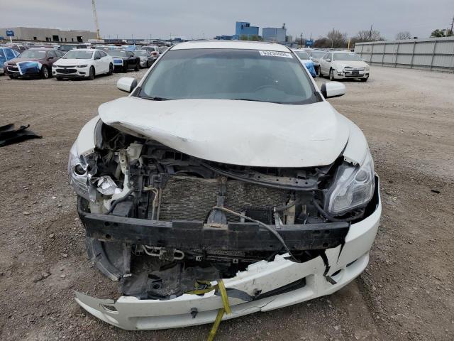 NISSAN MAXIMA 2014 Белы