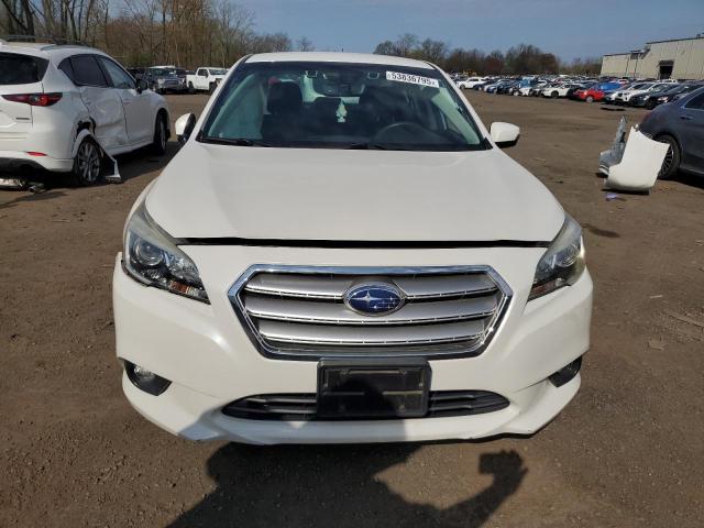  SUBARU LEGACY 2017 Biały