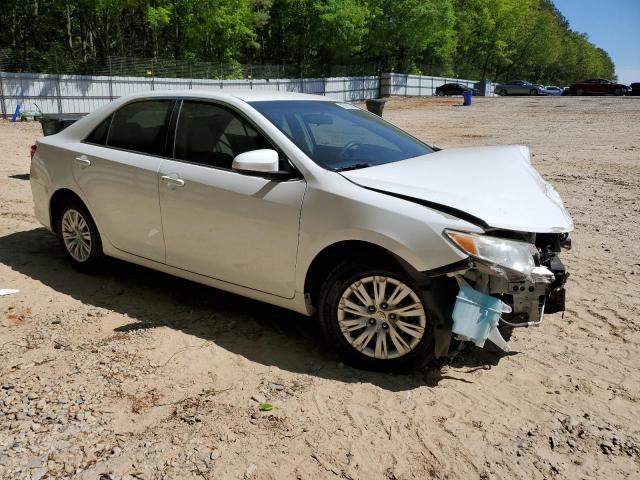 TOYOTA CAMRY 2014 White
