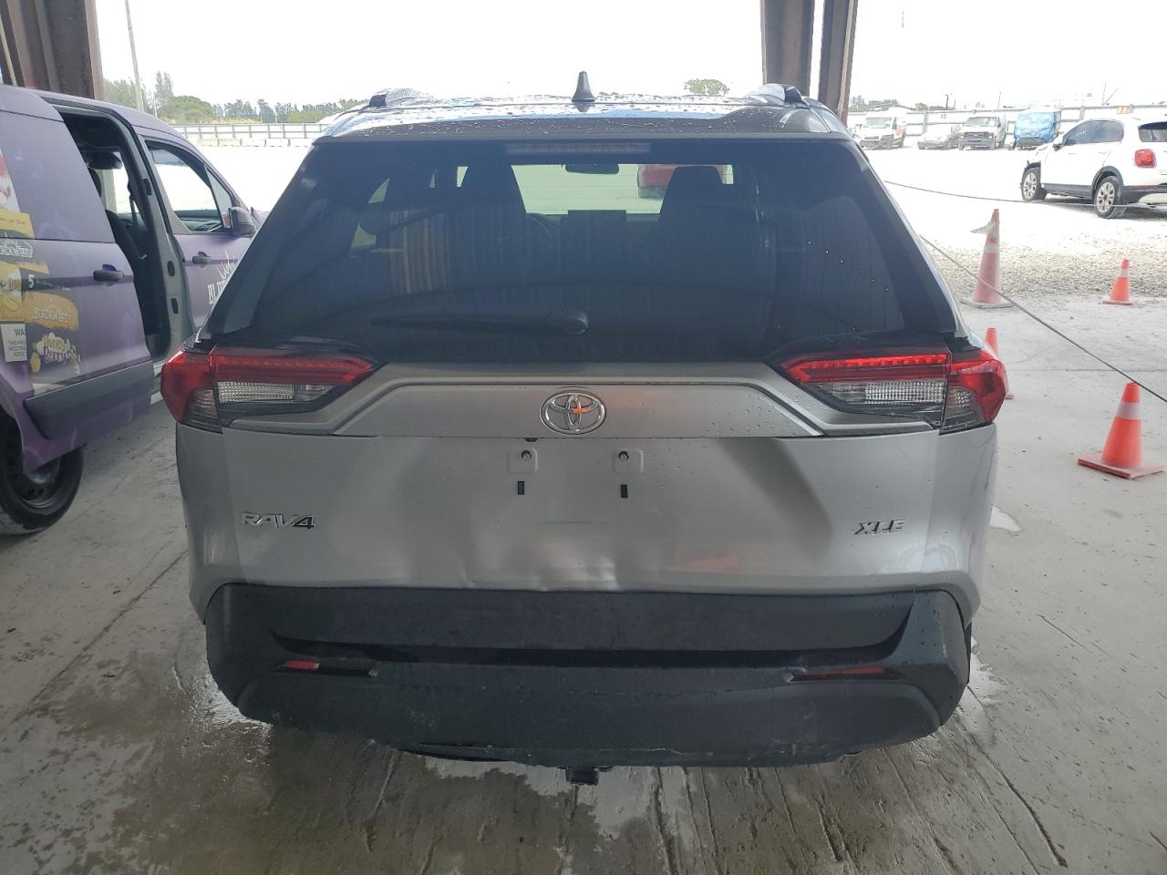 2022 Toyota Rav4 Xle VIN: 2T3W1RFV7NW233780 Lot: 55099615