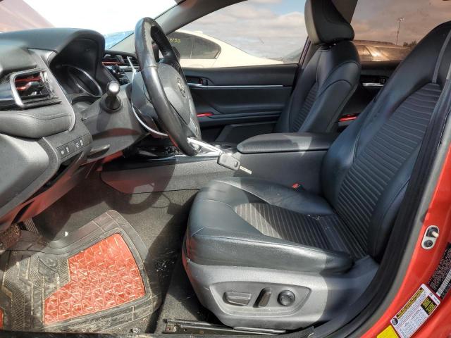  TOYOTA CAMRY 2019 Czerwony
