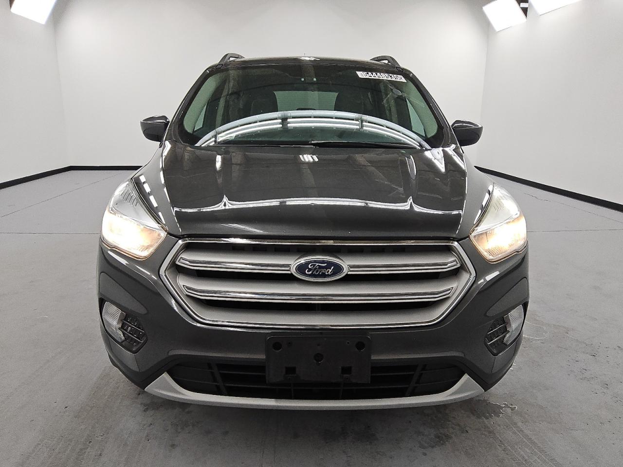 2018 Ford Escape Se იყიდება Wheeling-ში, IL - Minor Dent/Scratches