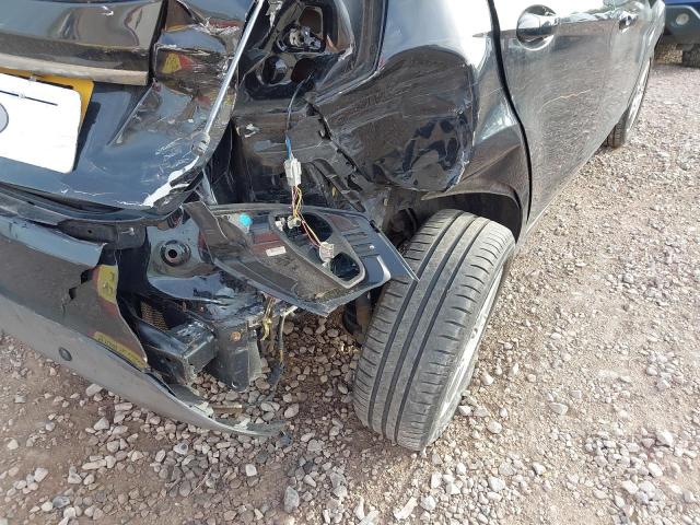 2013 FORD FIESTA ZET
