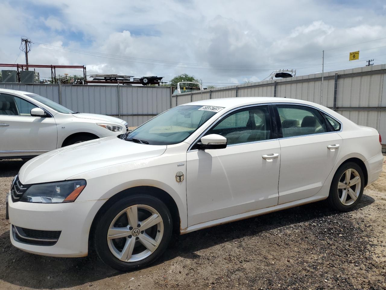 2014 Volkswagen Passat S للبيع في Kapolei، HI - Front End
