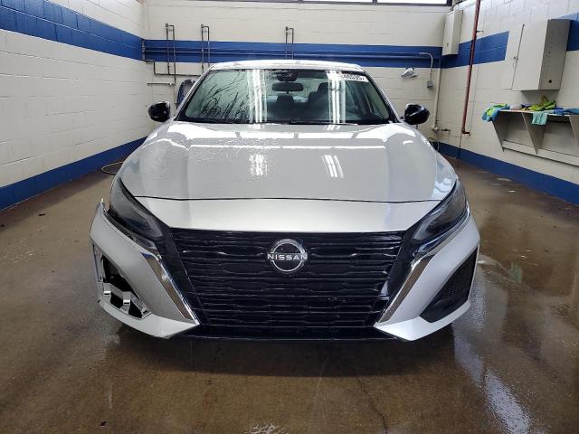  NISSAN ALTIMA 2024 Silver