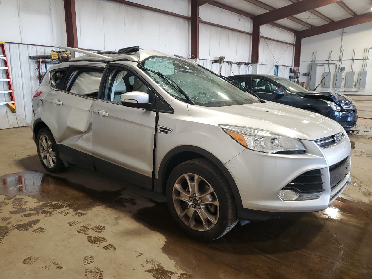 1FMCU9J9XGUC49553 FORD ESCAPE 2016