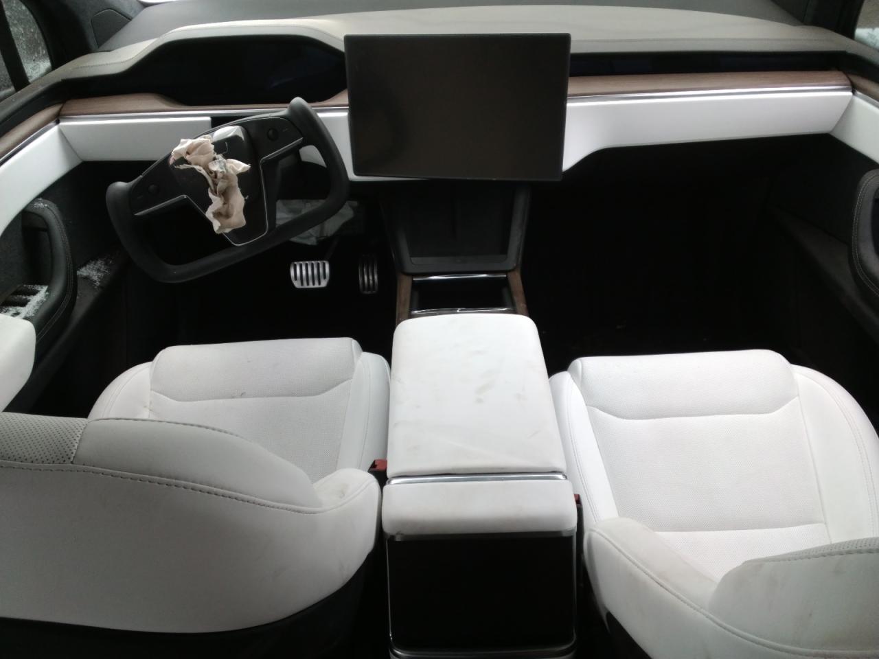 2023 Tesla Model X VIN: 7SAXCBE5XPF399133 Lot: 52615855