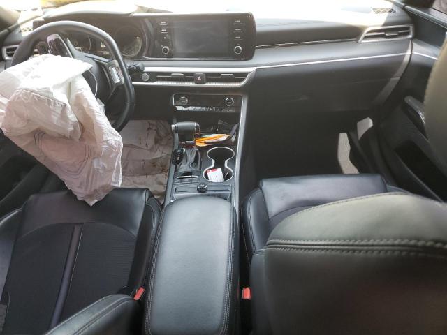  KIA K5 2021 Красный