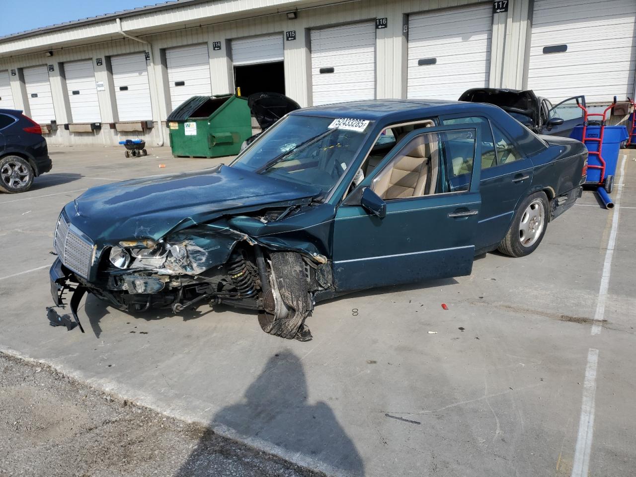 1995 Mercedes-Benz E 320 Base for Sale in Louisville, KY - Front End
