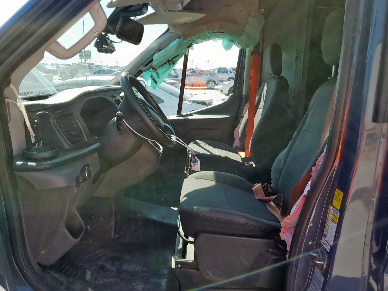 2020 Ford Transit T-250 VIN: 1FTBR3X82LKB02081 Lot: 52159235