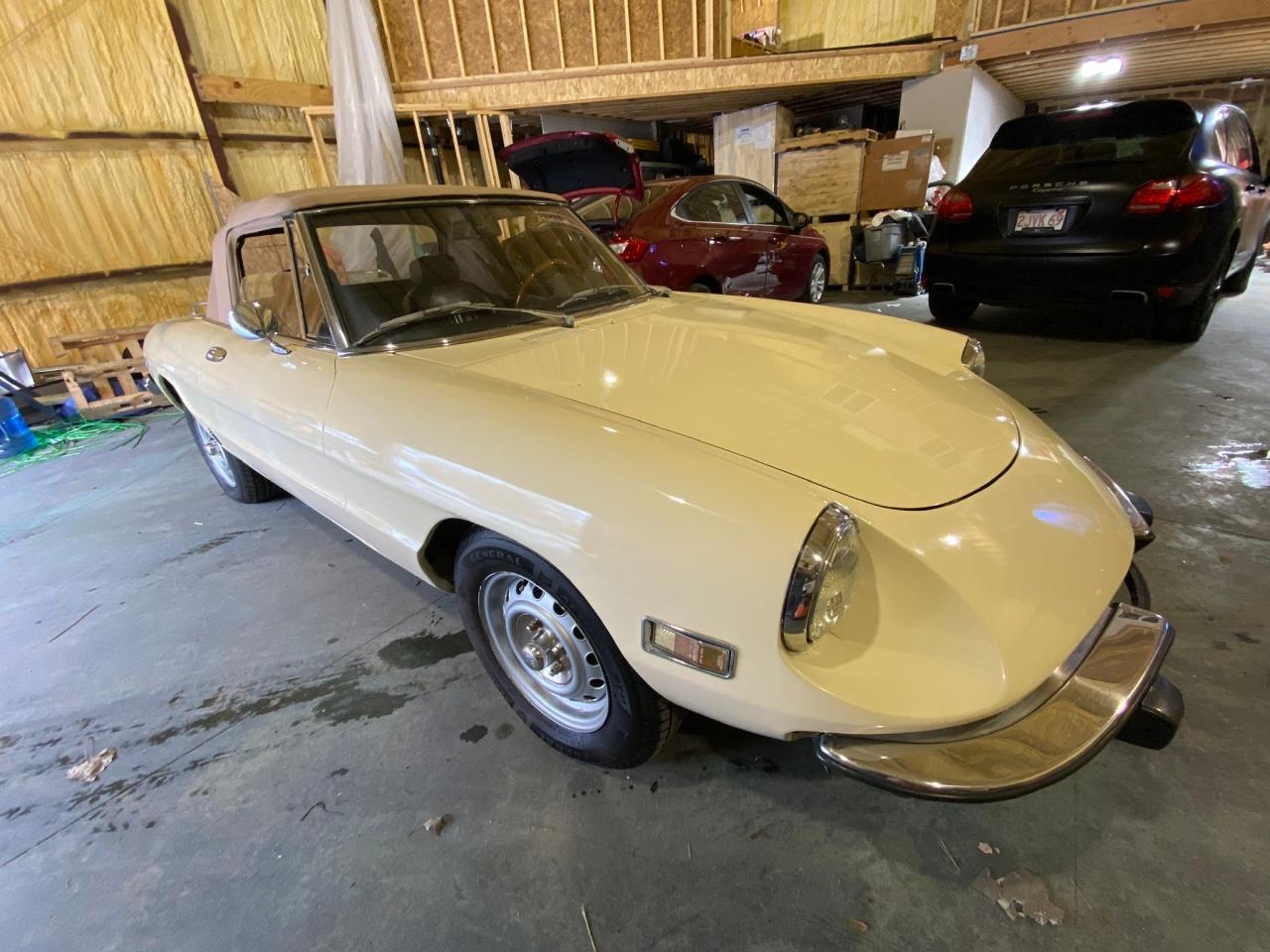 1973 Alfa Romeo Spider for Sale in North Billerica, MA - Normal Wear