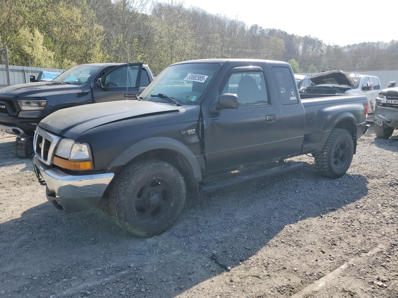 2000 Ford Ranger Super Cab zu verkaufen in Hurricane, WV - Front End