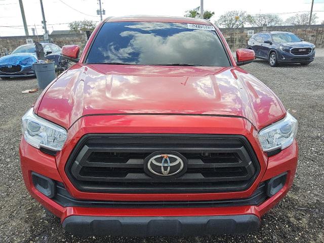  TOYOTA TACOMA 2021 Червоний