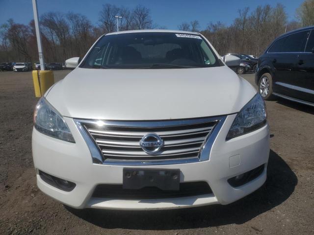 Sedans NISSAN SENTRA 2013 Biały