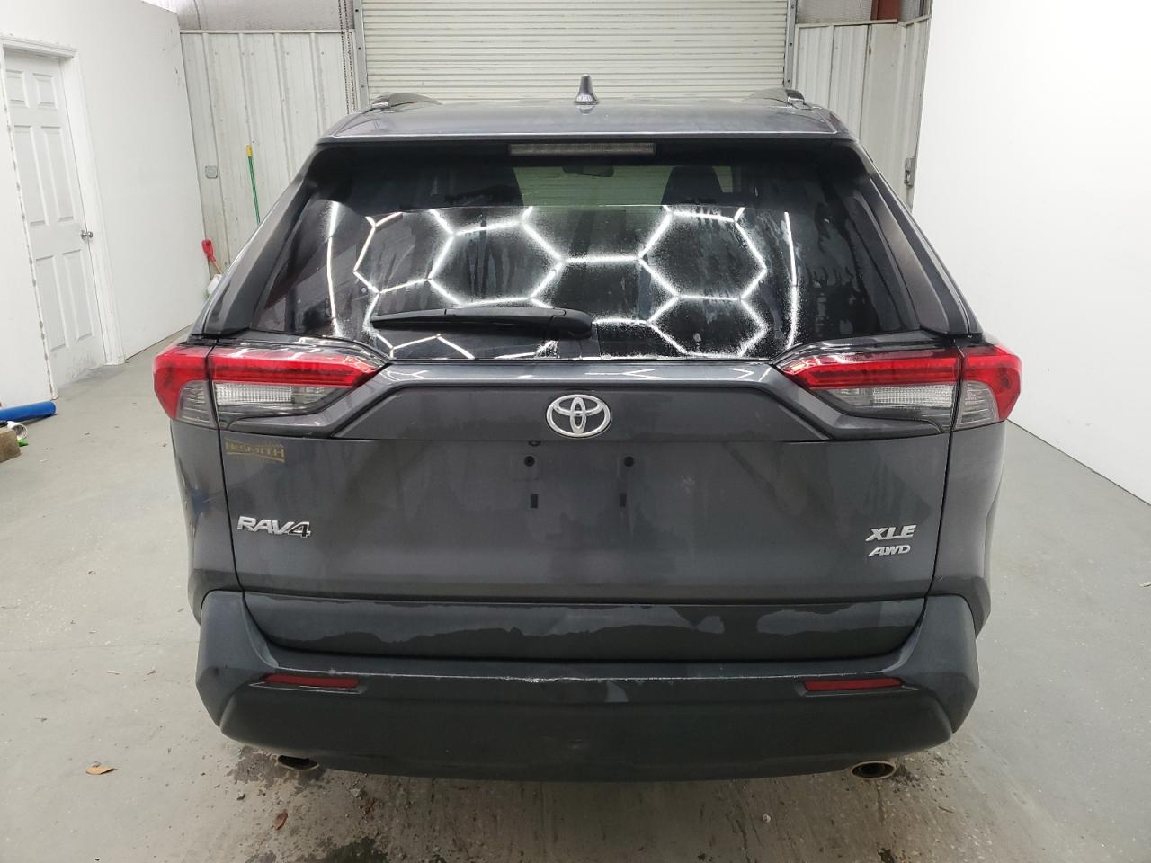 2021 Toyota Rav4 Xle VIN: 2T3P1RFV3MW155694 Lot: 51330255
