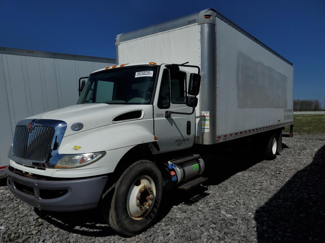 2018 International 4000 4300 იყიდება Angola-ში, NY - Stripped