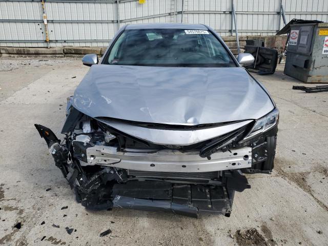  TOYOTA CAMRY 2024 Srebrny