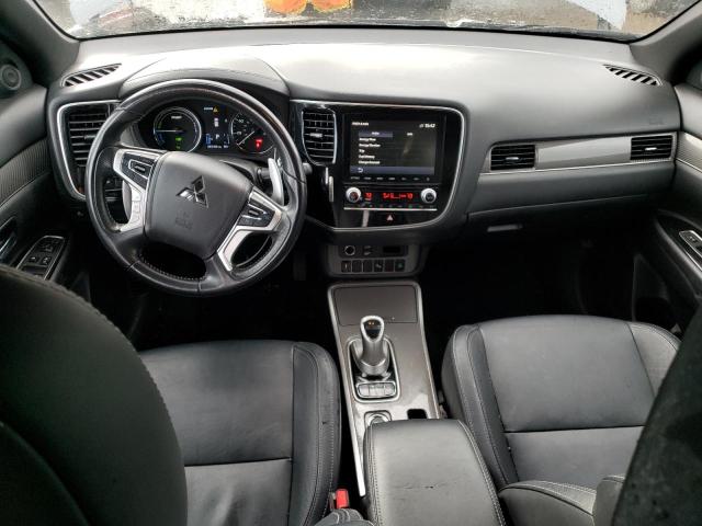  MITSUBISHI OUTLANDER 2020 Srebrny