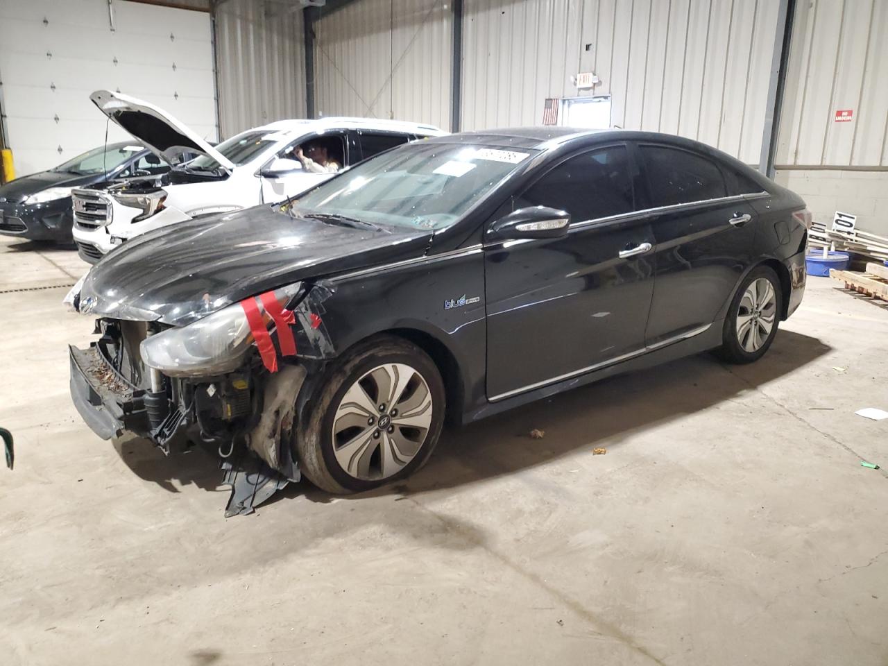 2014 Hyundai Sonata Hybrid for Sale in West Mifflin, PA - Front End