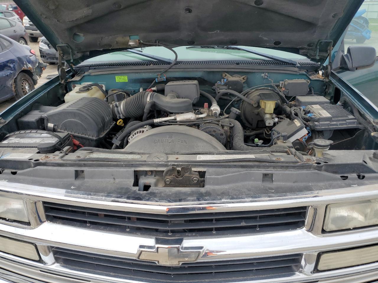 1998 Chevrolet Suburban K1500 VIN: 1GNFK16R3WJ359062 Lot: 54632515
