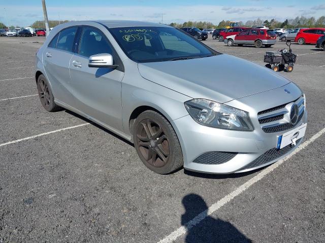 2014 MERCEDES BENZ A200 BLUEE