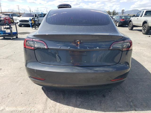  TESLA MODEL 3 2018 Серый