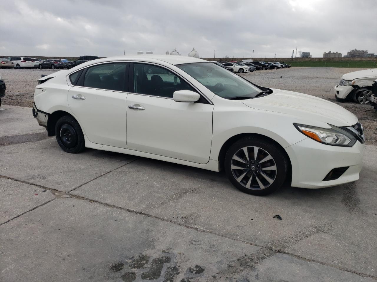 1N4AL3AP8HC213044 NISSAN ALTIMA 2017