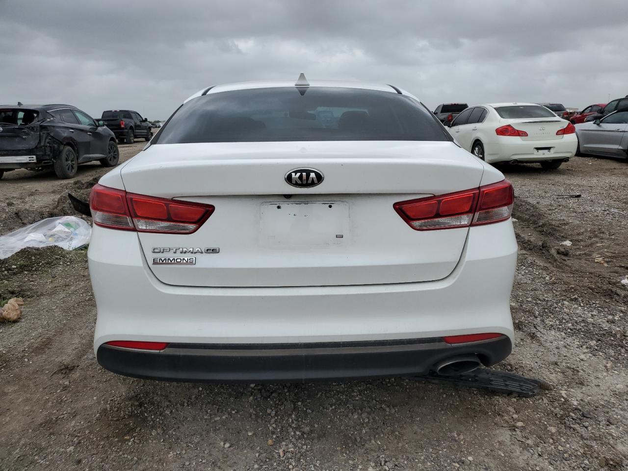 2017 Kia Optima Lx VIN: 5XXGT4L37HG127437 Lot: 51859745