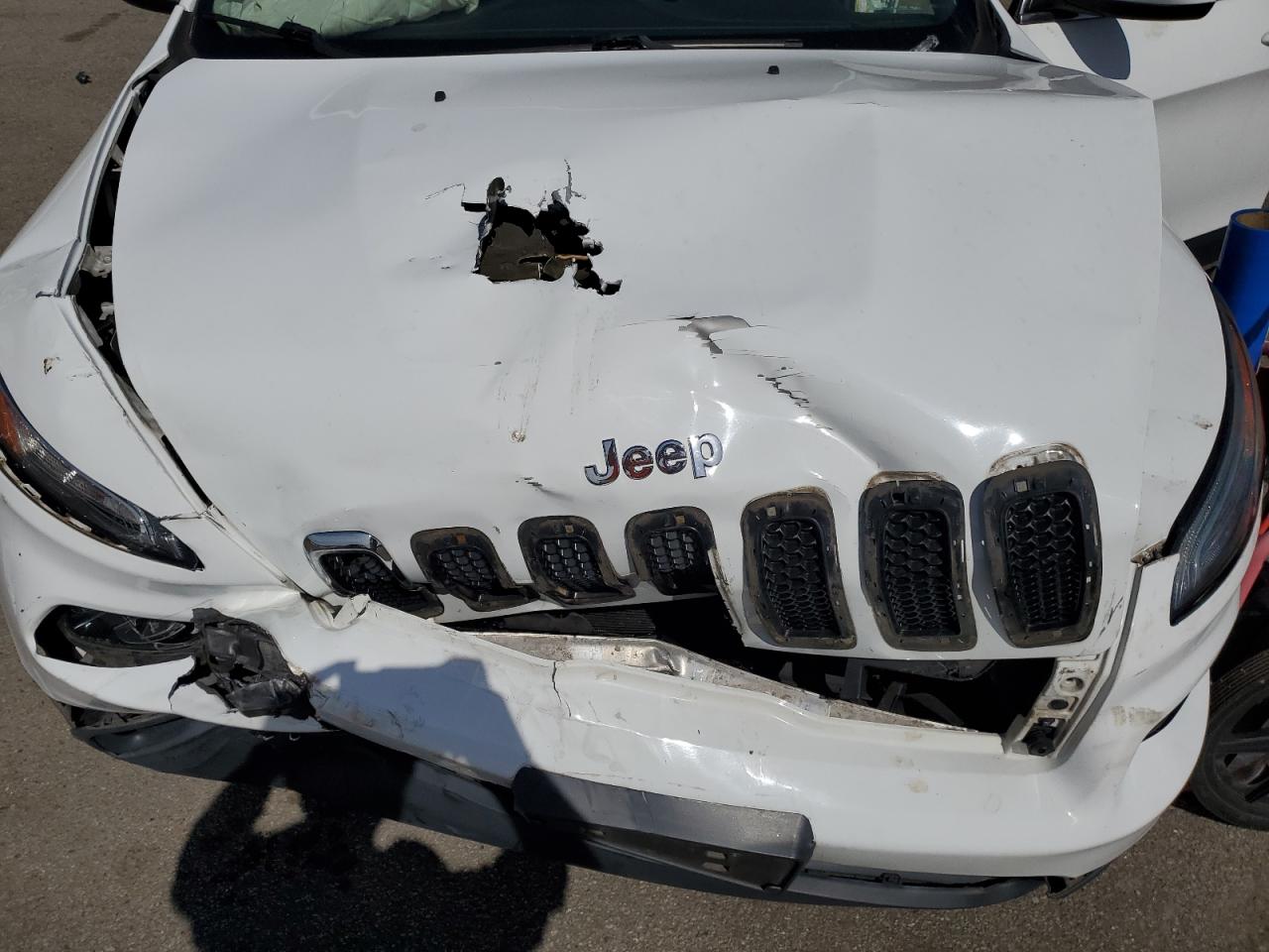 2016 Jeep Cherokee Latitude VIN: 1C4PJMCB7GW337997 Lot: 54970095