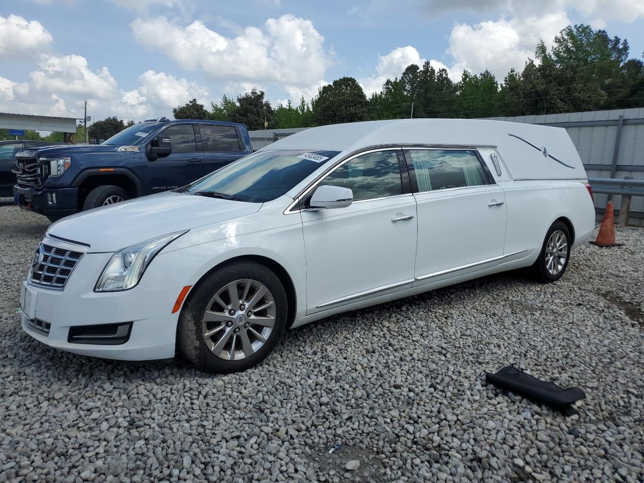 2014 Cadillac Xts Funeral Coach en Venta en Memphis, TN - Water/Flood