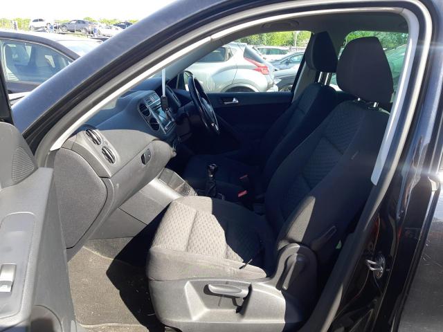 2011 VOLKSWAGEN TIGUAN MAT
