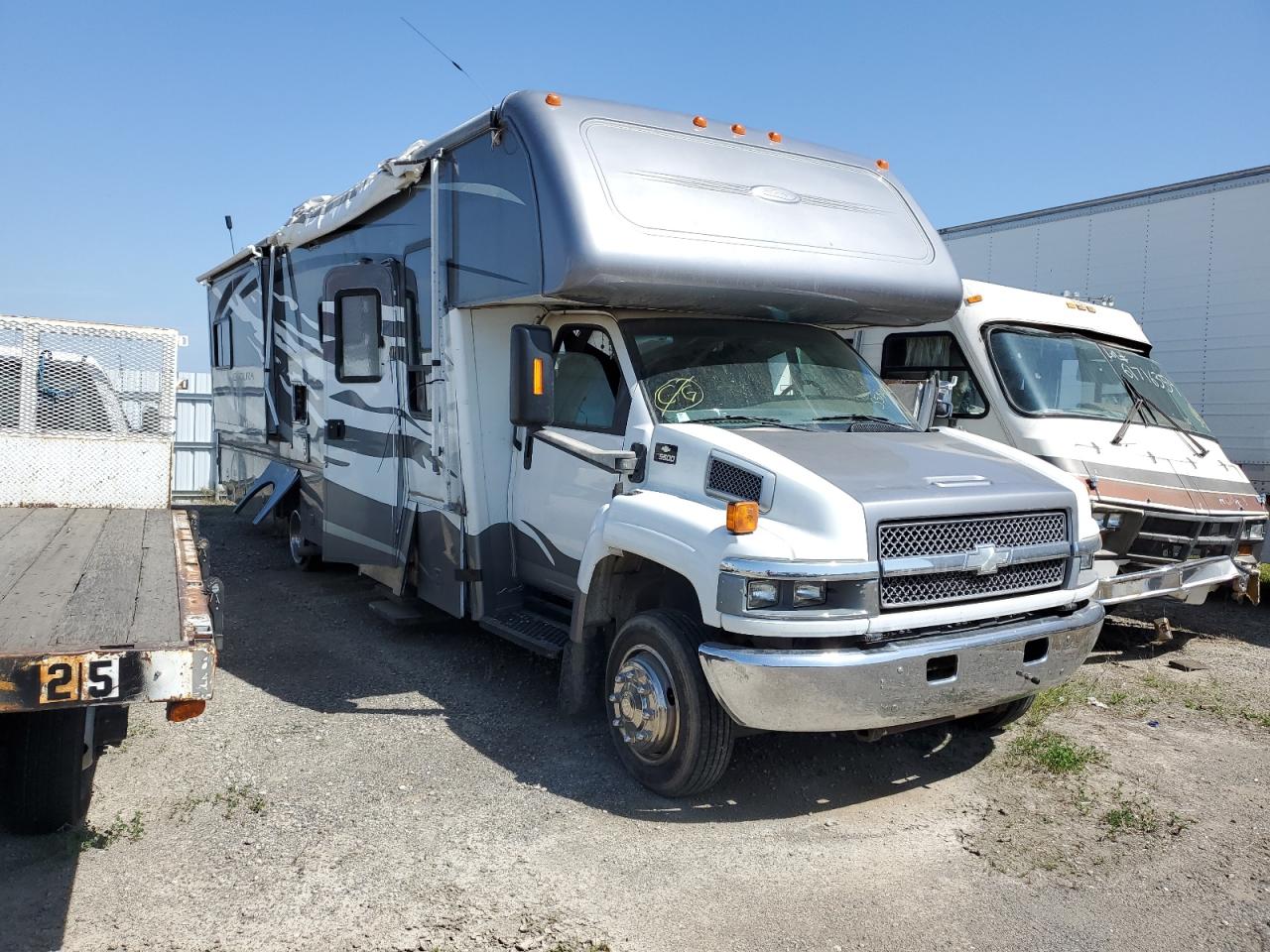 2006 Chevrolet C5500 C5U042 იყიდება Martinez-ში, CA - Rollover