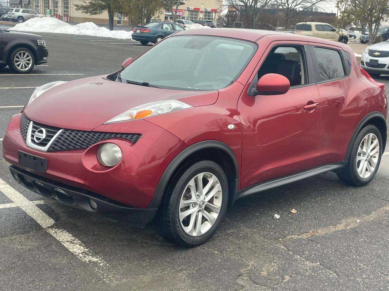 New Britain, CT에서 판매 중인 2012 Nissan Juke S - Minor Dent/Scratches