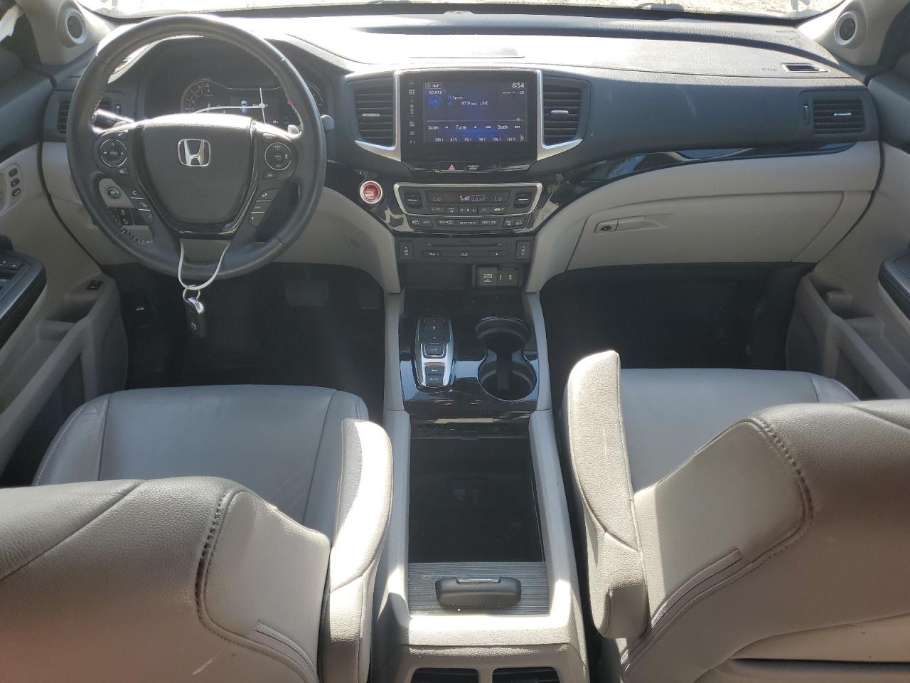 2016 Honda Pilot Touring VIN: 5FNYF6H93GB060745 Lot: 54881105