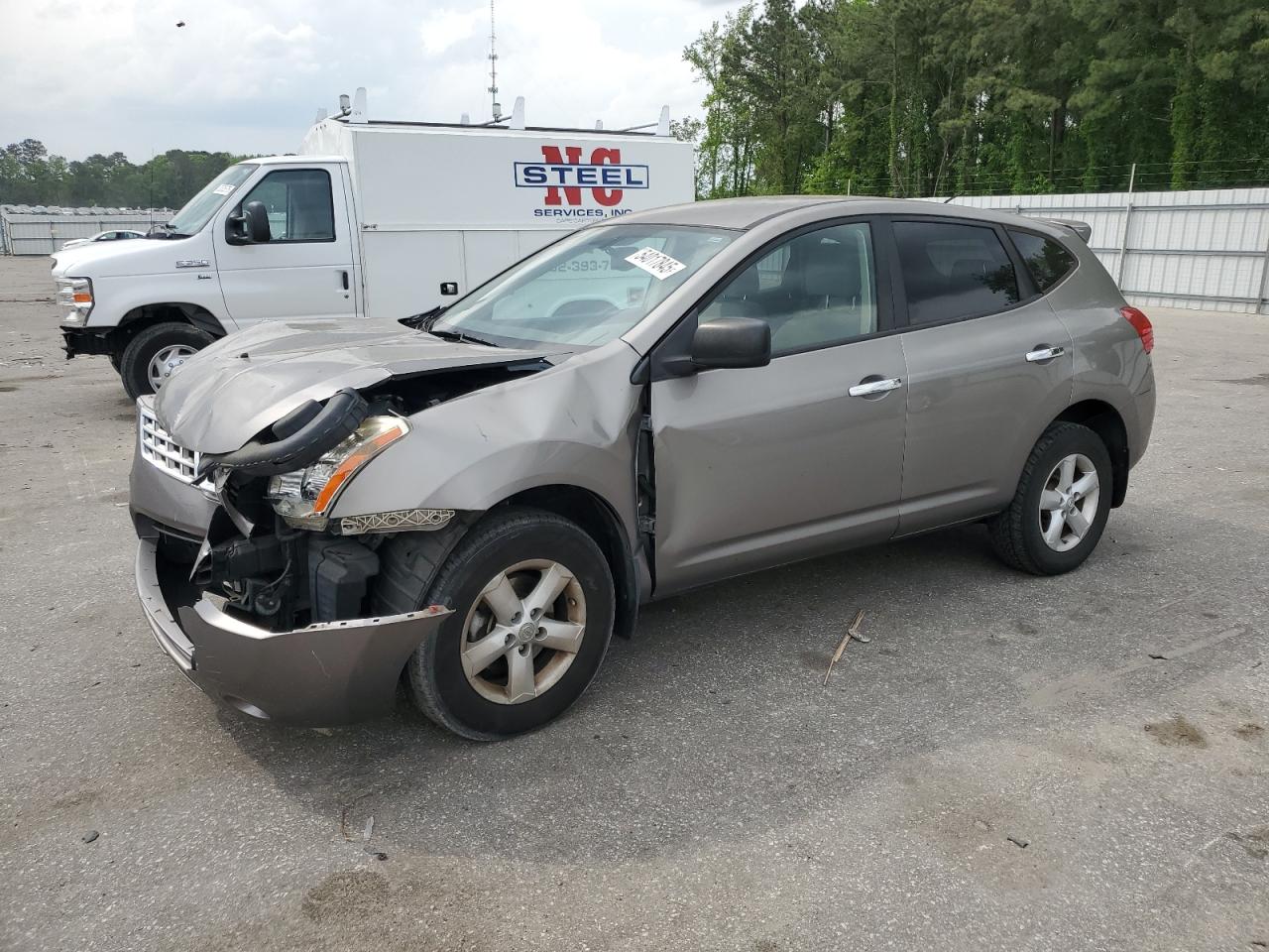 2010 Nissan Rogue S продається в Dunn, NC - Front End