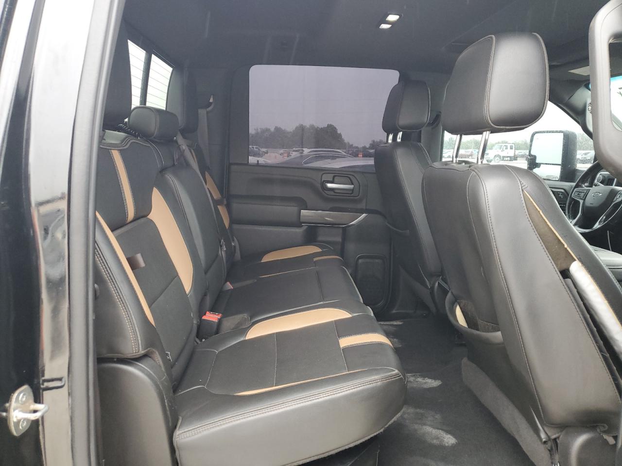 2021 Chevrolet Silverado - Image 10