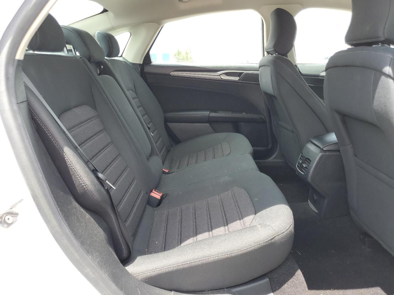 2019 Ford Fusion Se VIN: 3FA6P0LU3KR285113 Lot: 54025905