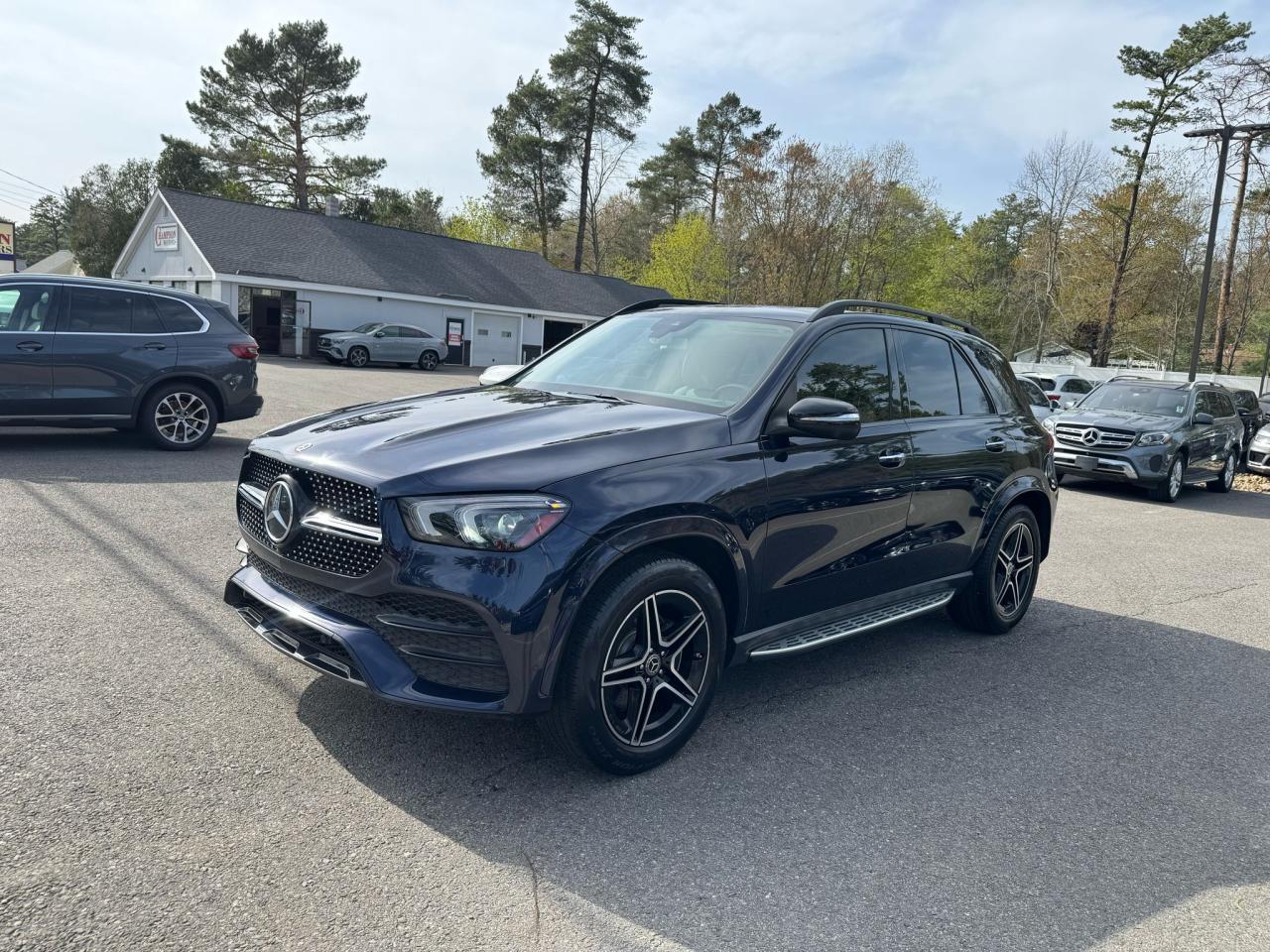 2020 Mercedes-Benz Gle 350 for Sale in North Billerica, MA - Minor Dent/Scratches
