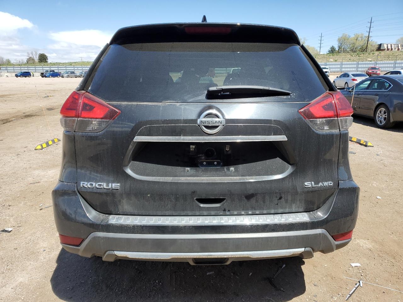 2017 Nissan Rogue Sv VIN: 5N1AT2MVXHC873063 Lot: 55151685