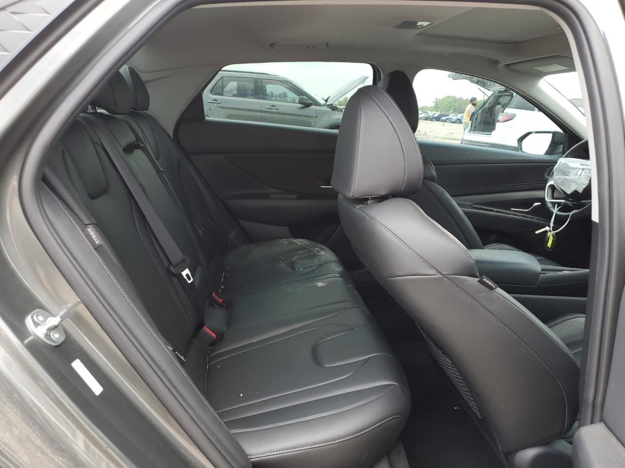 2024 Hyundai Elantra - Image 10