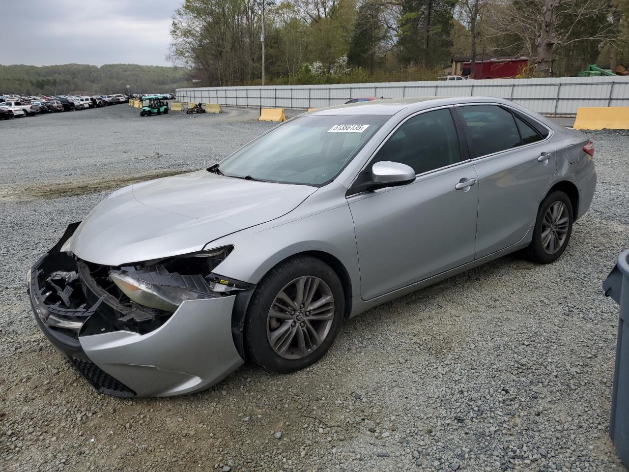 2016 Toyota Camry Le for Sale in Concord, NC - Front End