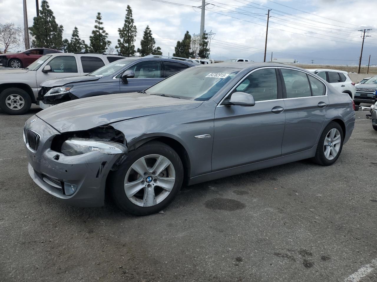WBAXG5C54DD232367 BMW 5 SERIES Photo 1