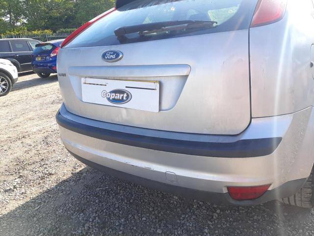 2006 FORD FOCUS LX A