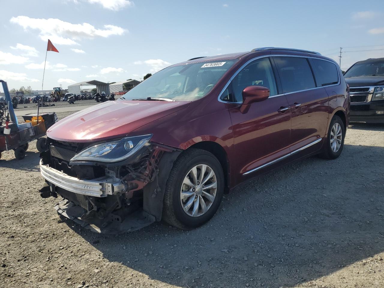 2018 Chrysler Pacifica Touring L na sprzedaż w San Diego, CA - Front End