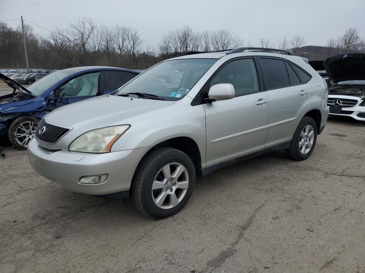 2004 Lexus Rx 330 للبيع في Marlboro، NY - Front End