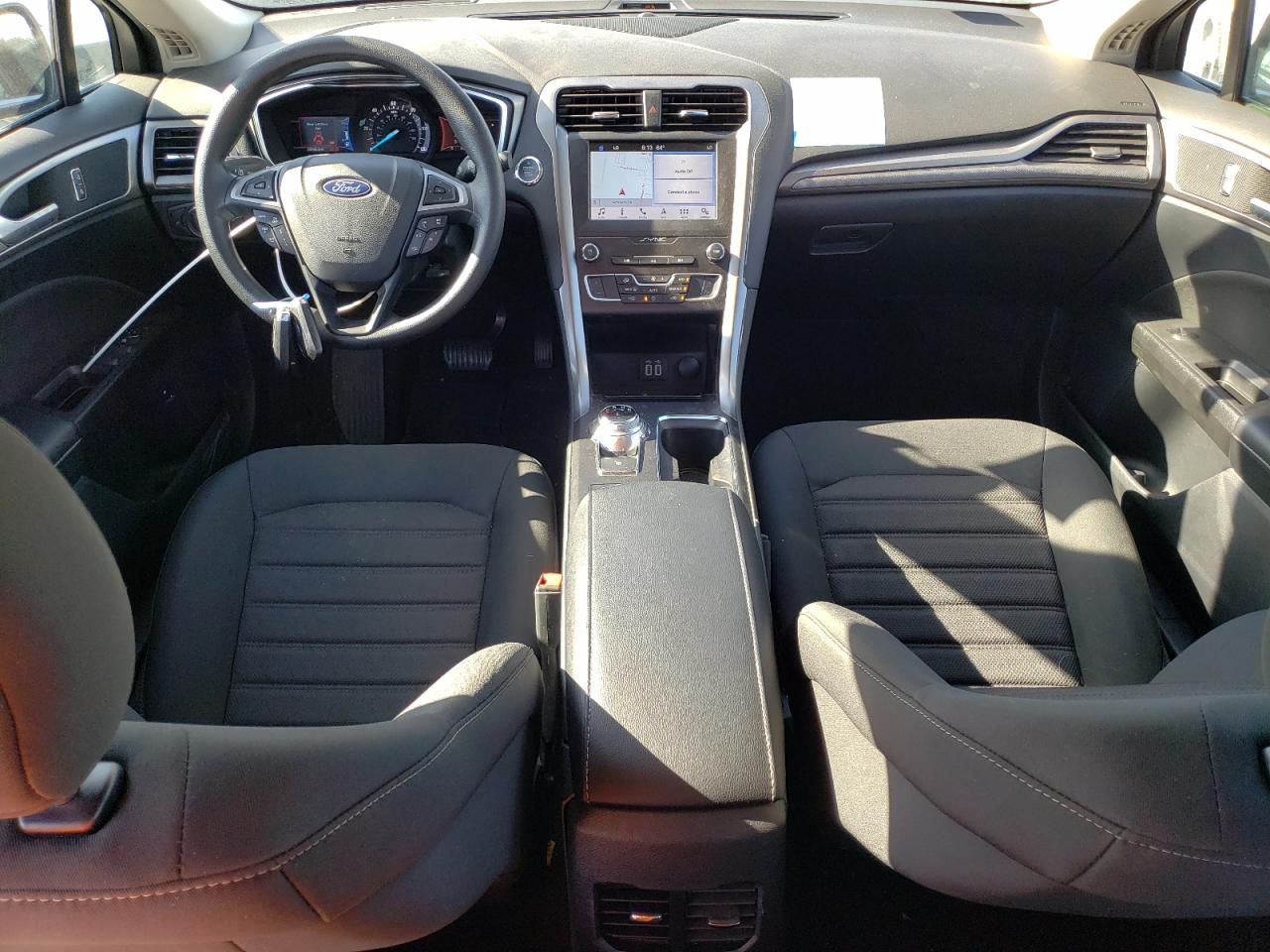 2019 Ford Fusion Se VIN: 3FA6P0LU2KR263989 Lot: 54034035