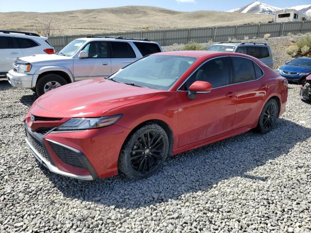  TOYOTA CAMRY 2021 Czerwony