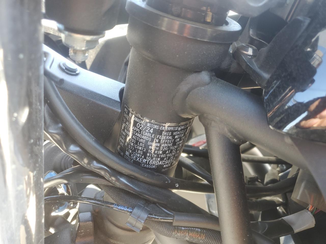 2024 Kawasaki Ex650 R VIN: ML5EXER16RDAC9852 Lot: 53293045